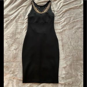 Perfect little black dress!